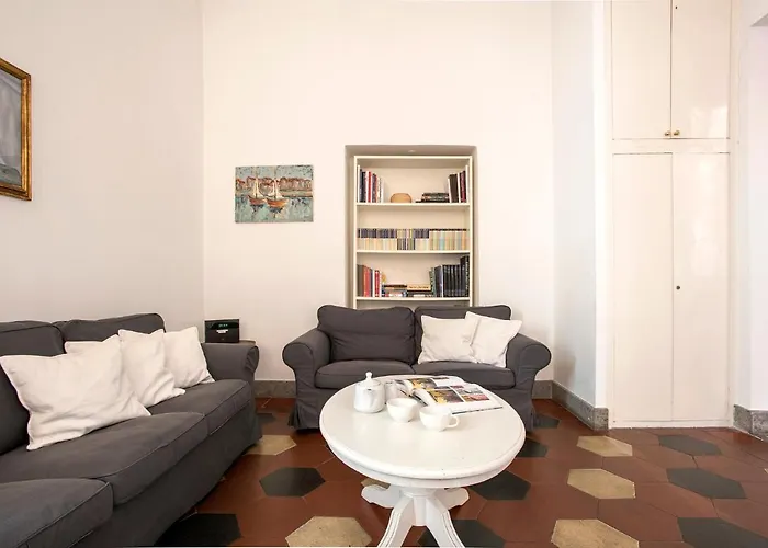 Casa Coronari Holidays Apartment *